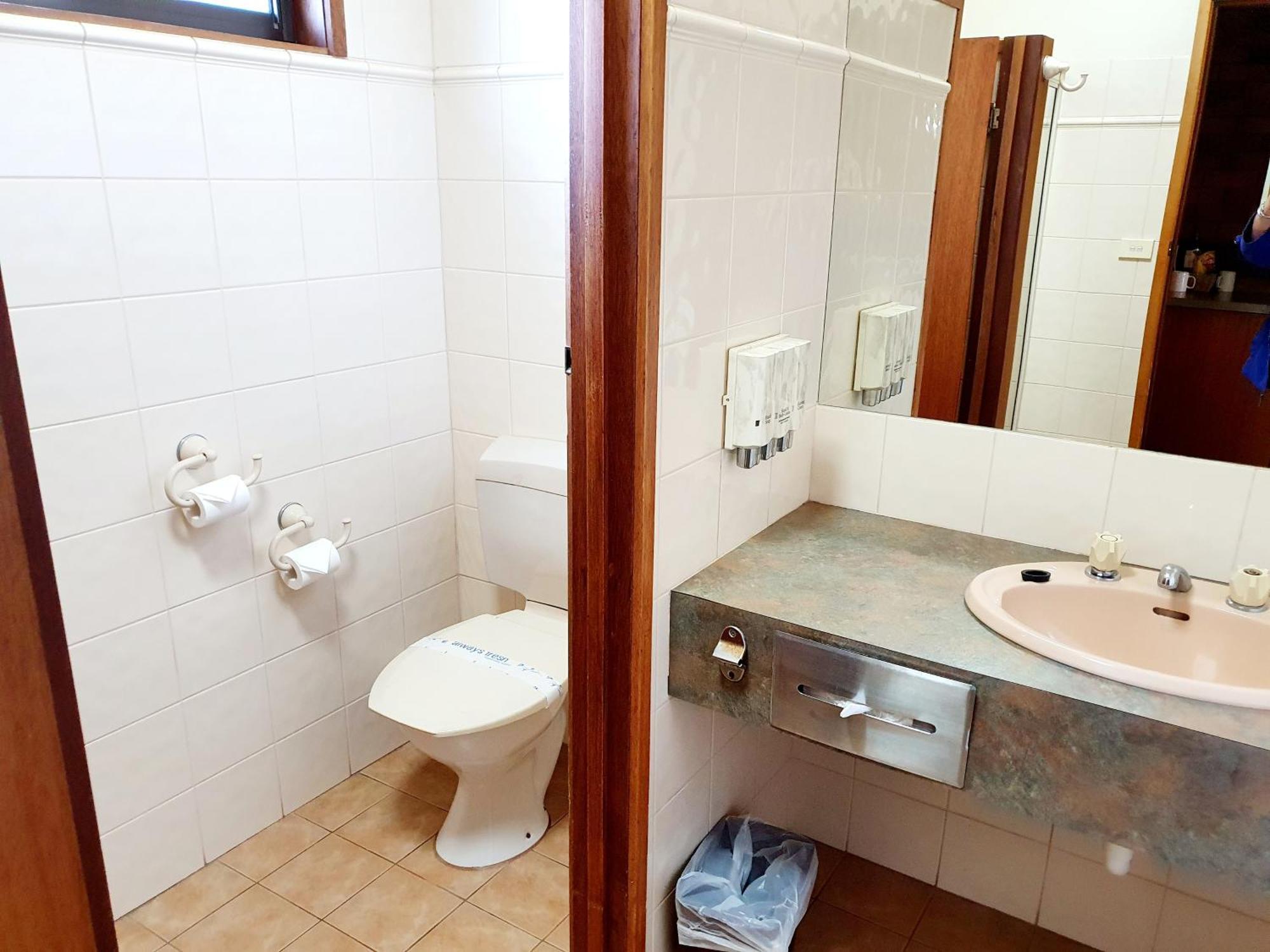 Golden Grain Motor Inn Horsham Zimmer foto